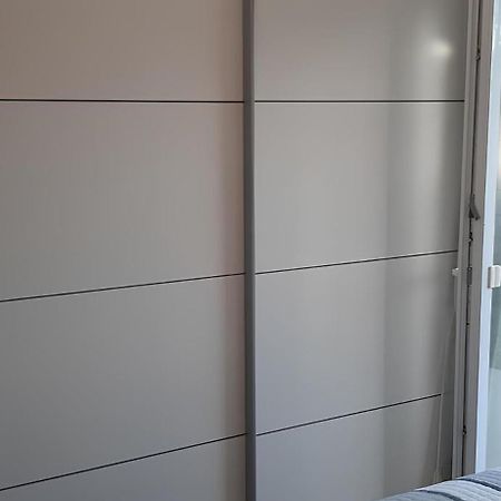 Apartment Puntamika Villa De Rosa - Ground floor Zadar Exterior foto